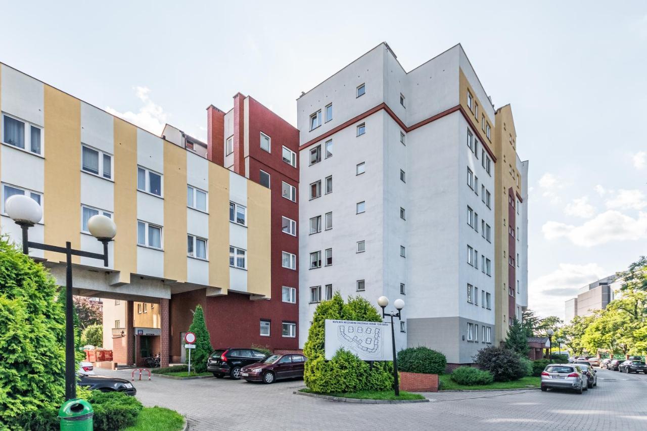 Opaczewska 69 By Homeprime Warsaw Luaran gambar