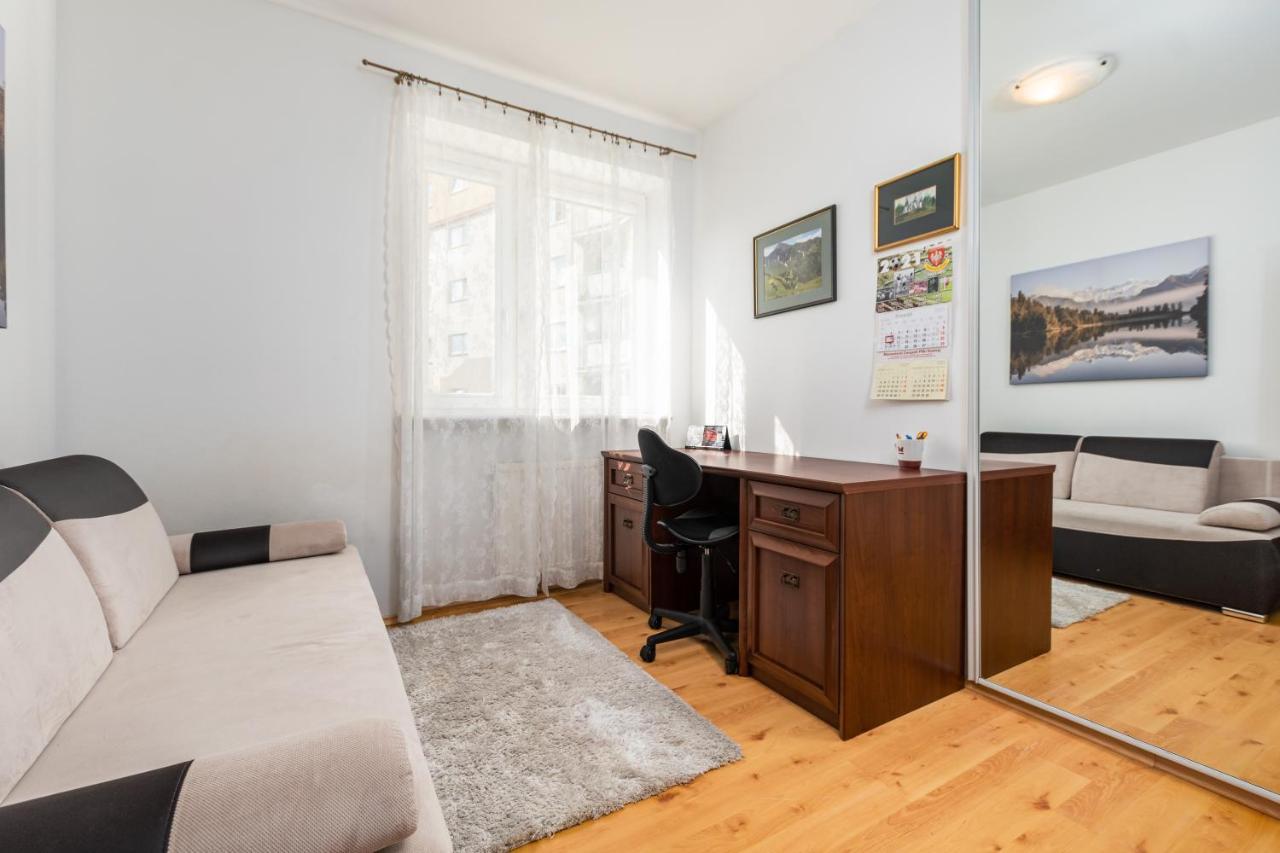 Opaczewska 69 By Homeprime Warsaw Luaran gambar